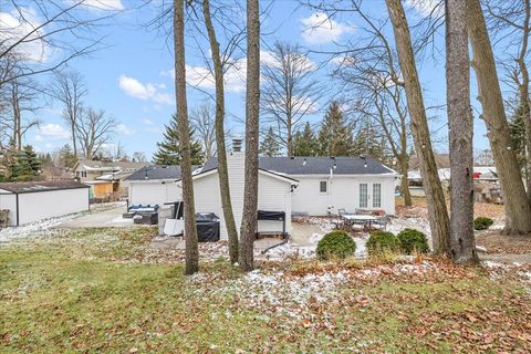 A home in Green Oak Twp