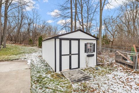 A home in Green Oak Twp