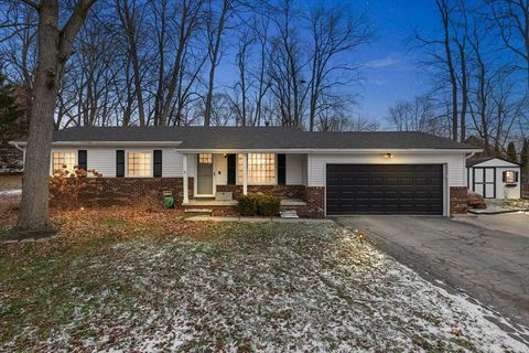 A home in Green Oak Twp