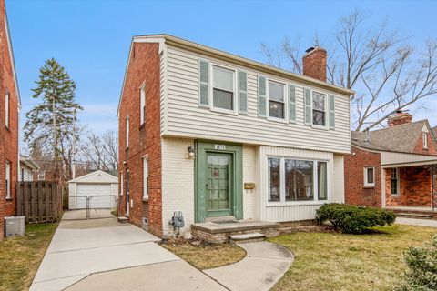 A home in Grosse Pointe Woods