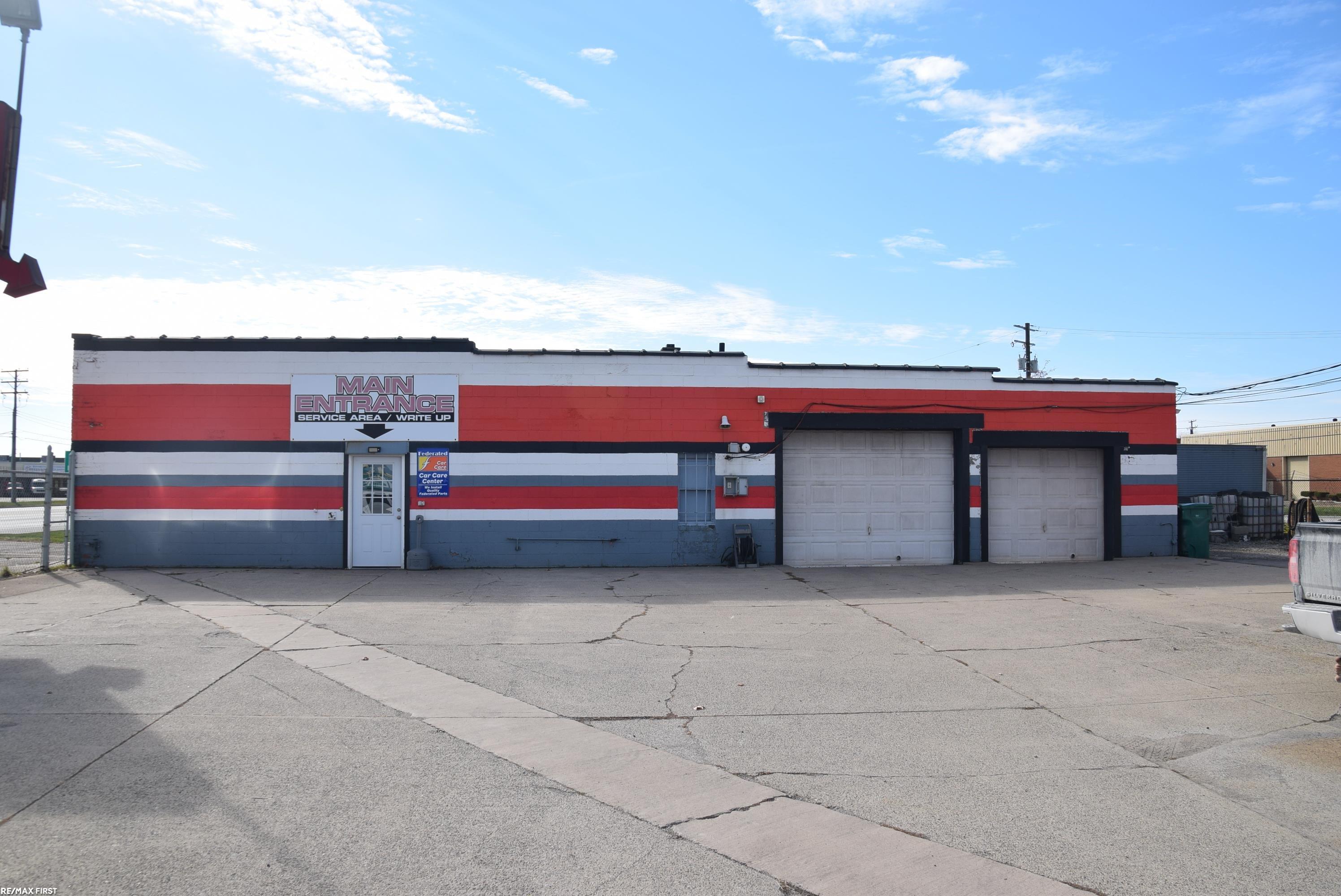 34091 Groesbeck Highway