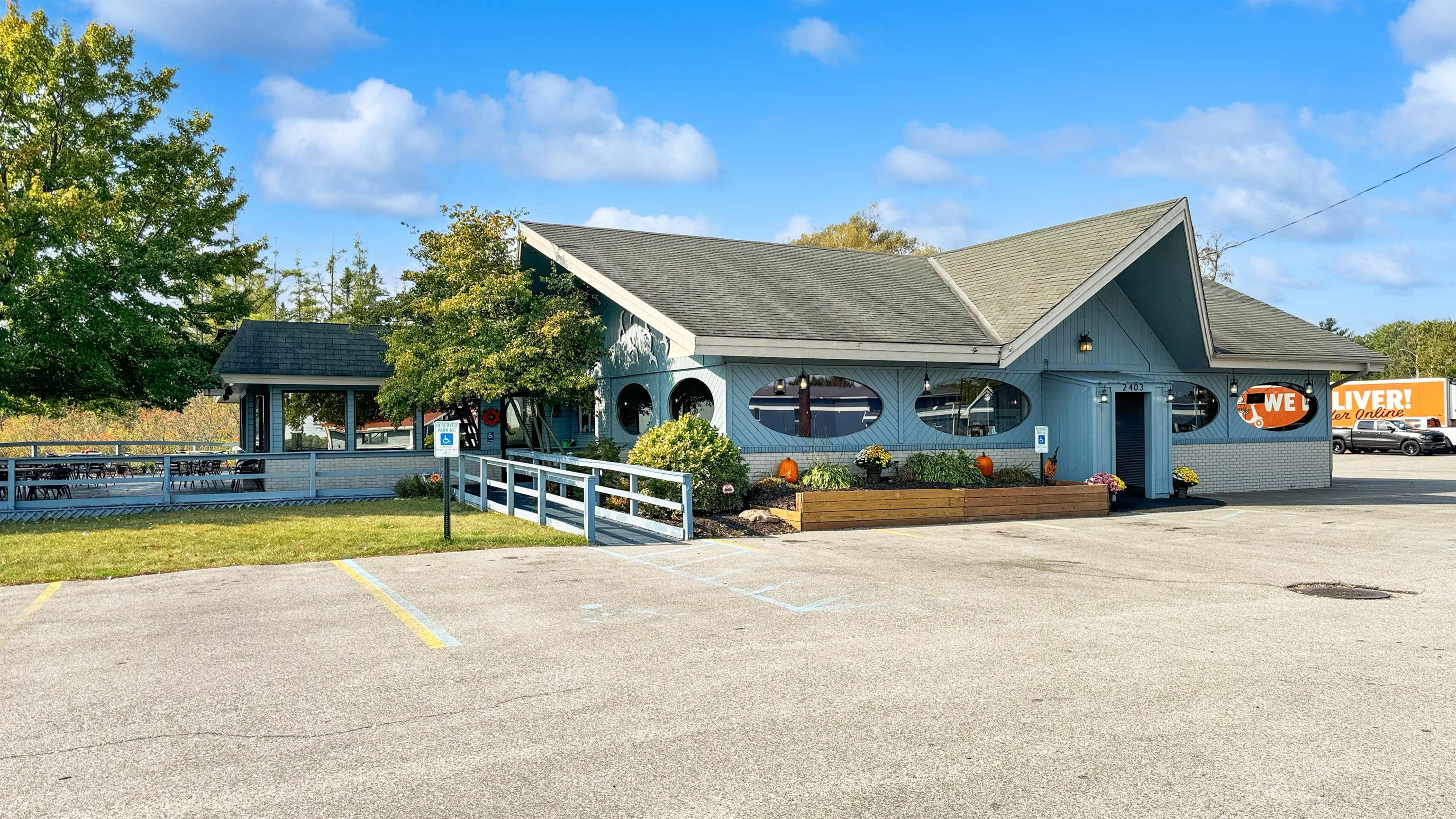 2403 Sunnyside Drive