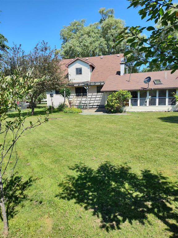 Photo 2 of 13 of 145 Roberta Drive house