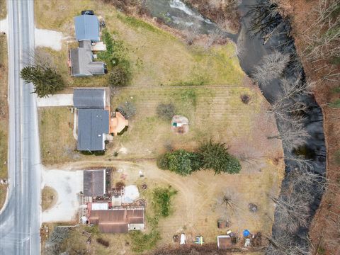 A home in Montcalm Twp