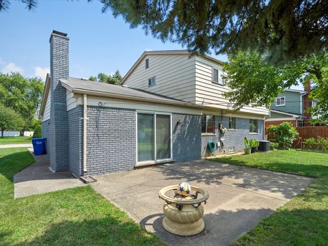 A home in Warren