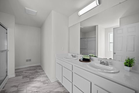 A home in WhiteLakeCharterTownship_Oakland
