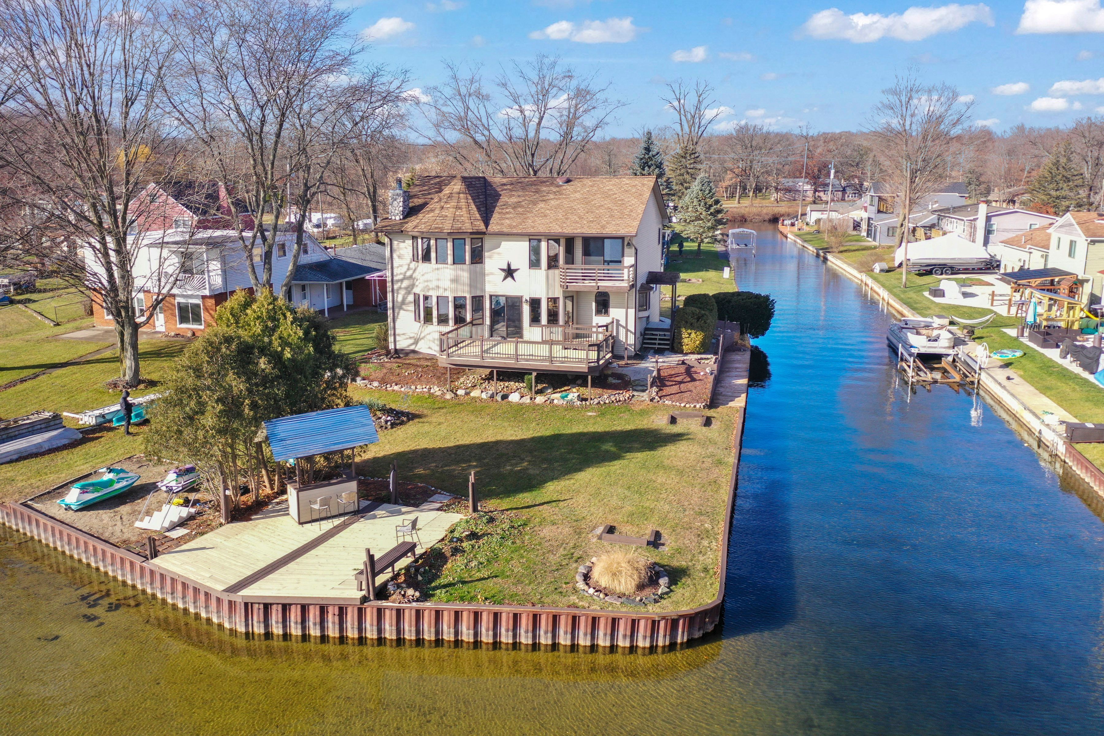 View Highland Twp, MI 48356 house