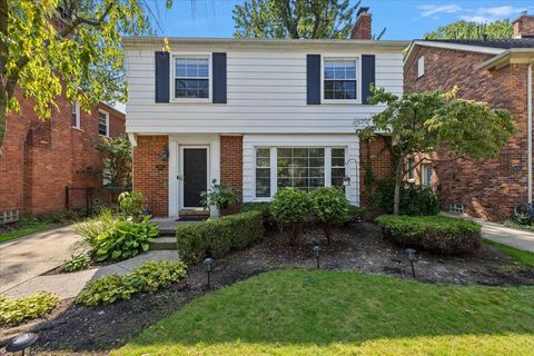 A home in Grosse Pointe Woods