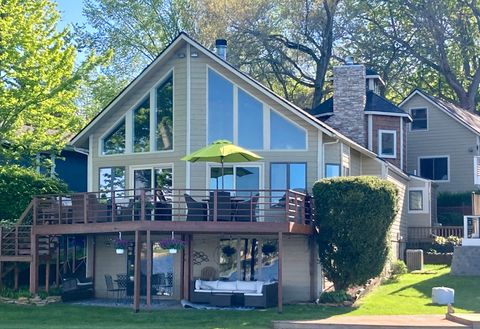 A home in Waterford Twp