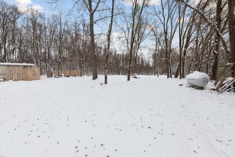 A home in Bloomingdale Twp