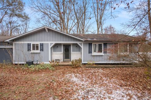 A home in Waterford Twp