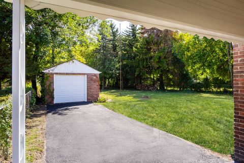 A home in Warren