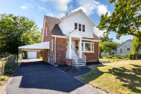 A home in Warren