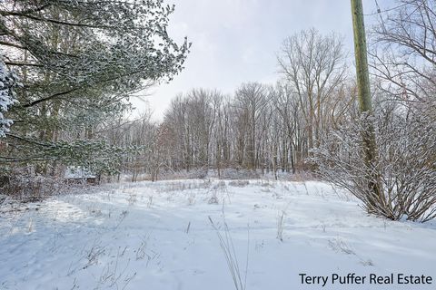 A home in Courtland Twp