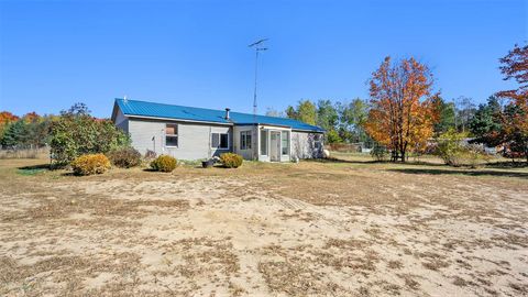 A home in Rapid River Twp