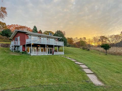 A home in Wayne Twp