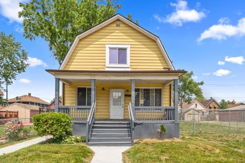 A home in River Rouge