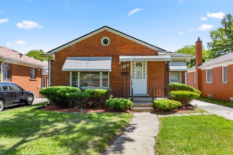 A home in Dearborn Heights