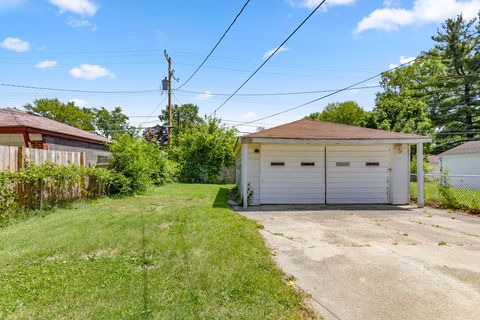 A home in Dearborn Heights