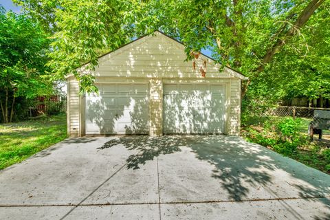 A home in Taylor