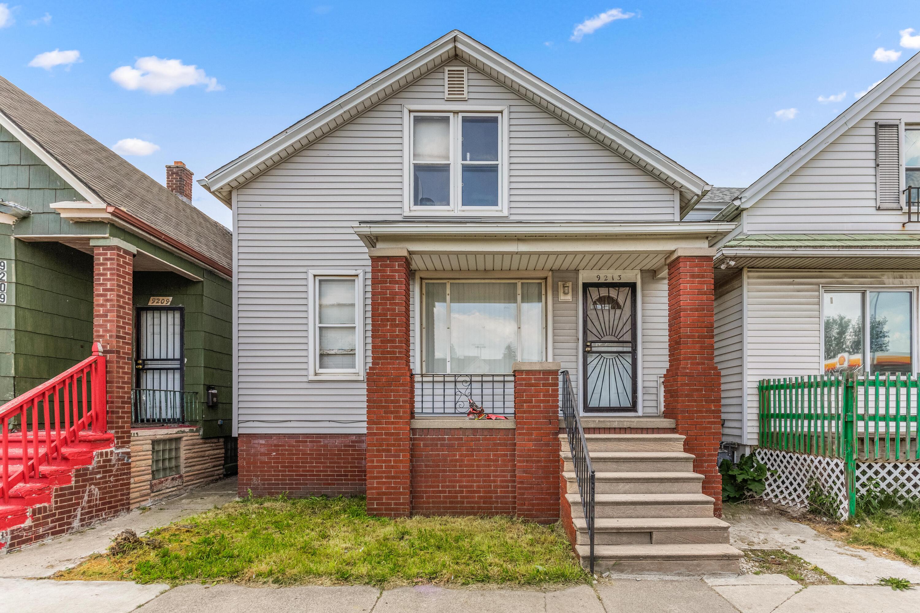 View Hamtramck, MI 48212 house