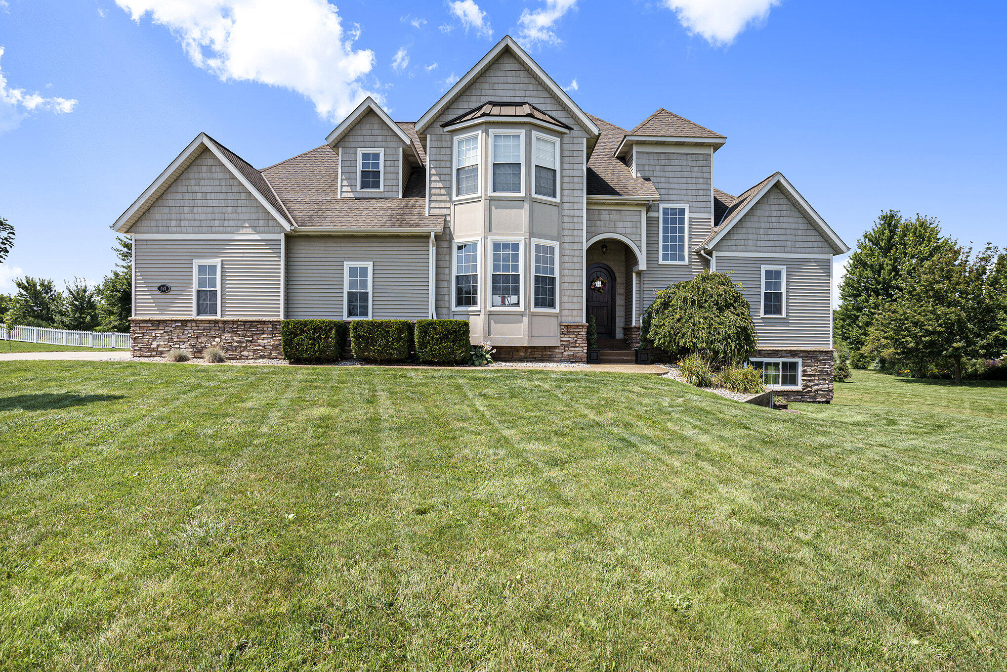 View Holland Twp, MI 49423 house