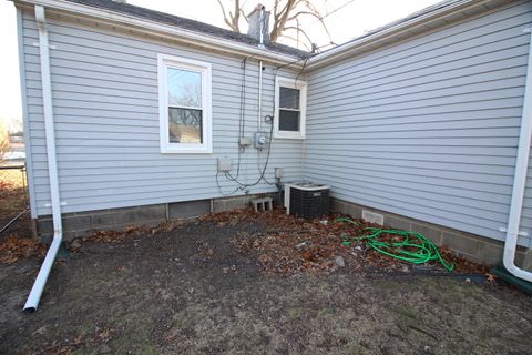 A home in Dearborn Heights