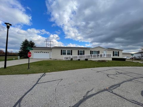 A home in Allendale Twp