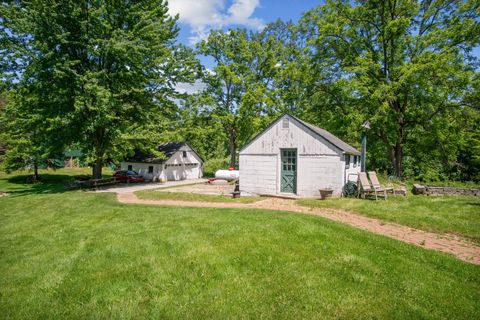 A home in Green Oak Twp