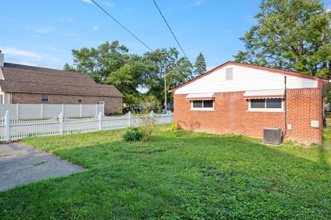 A home in Dearborn Heights