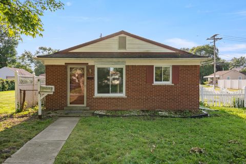 A home in Dearborn Heights