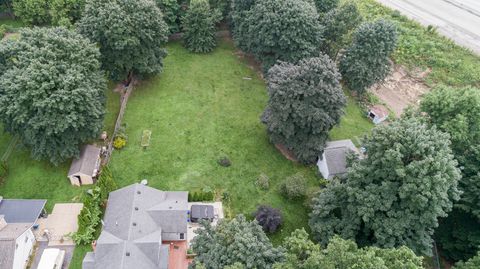 A home in Lyon Twp