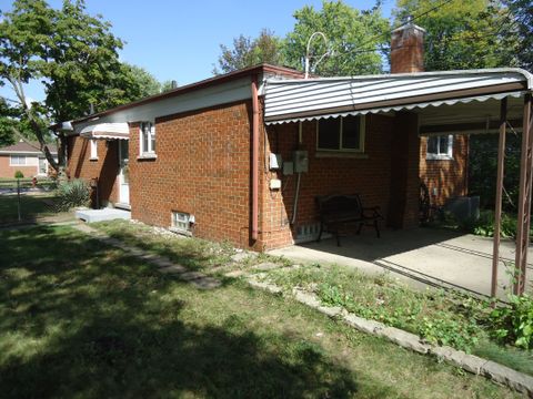 A home in Warren