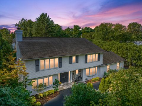 A home in Bloomfield Twp