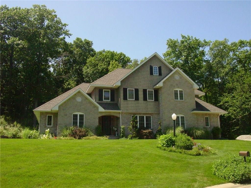 1925 Laflamme Court
