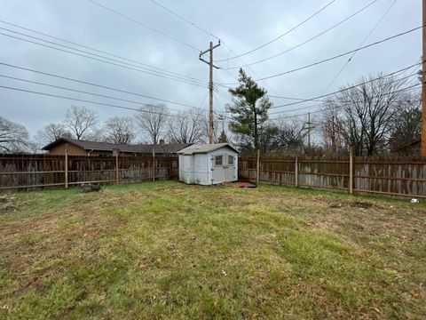 A home in Van Buren Twp