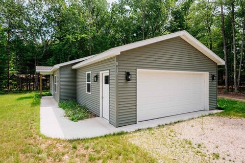 A home in Green Lake Twp