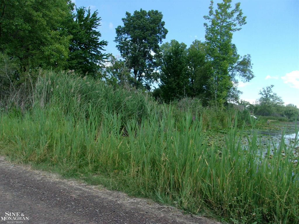 2039 Golf Course Road