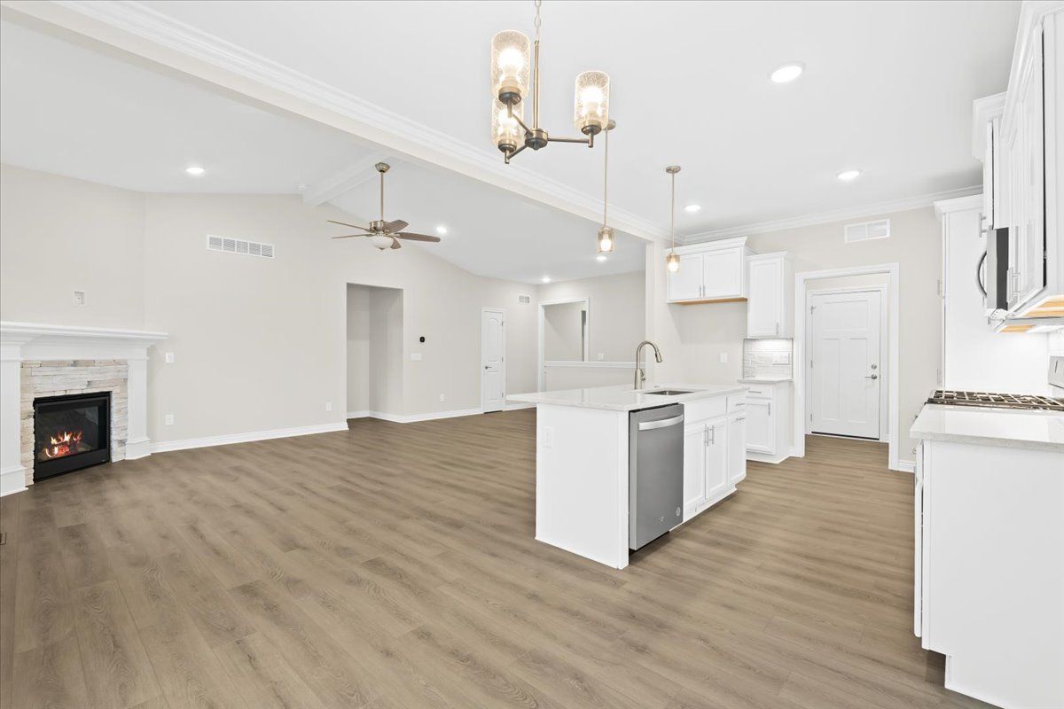 405 JUBILEE Drive