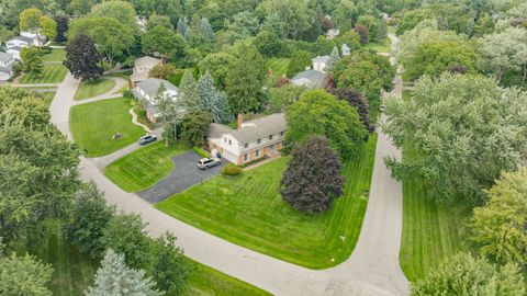 A home in Bloomfield Hills