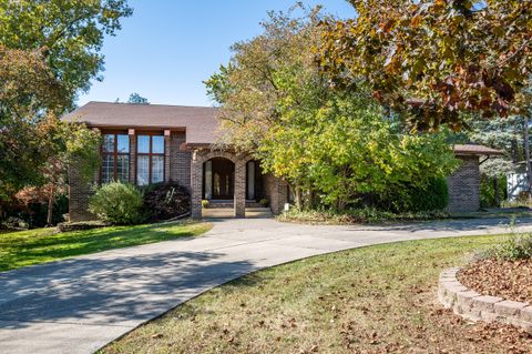 A home in West Bloomfield Twp