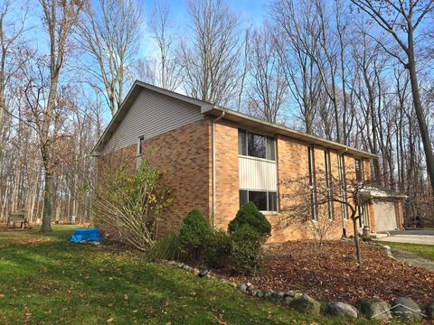 A home in Saginaw Twp