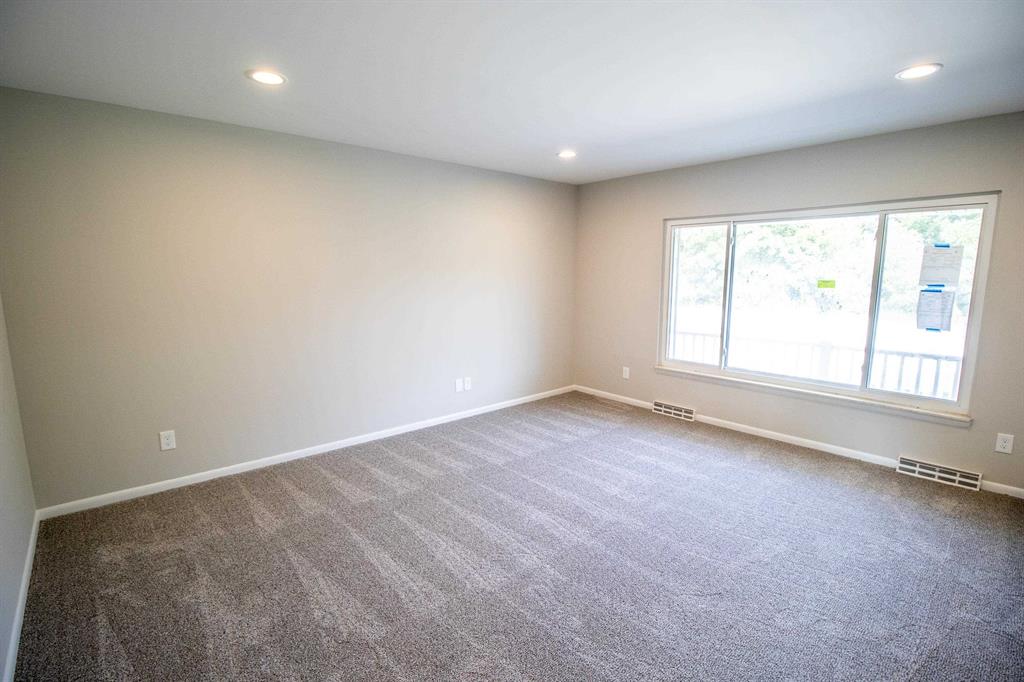 11272 Main Road
