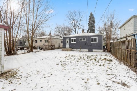 A home in Dearborn Heights