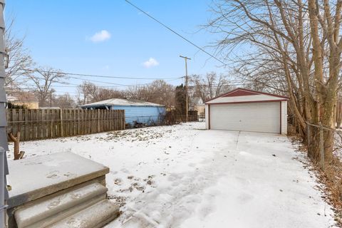 A home in Dearborn Heights