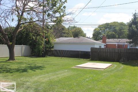 A home in Warren