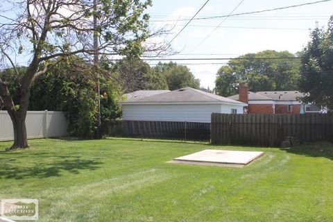 A home in Warren