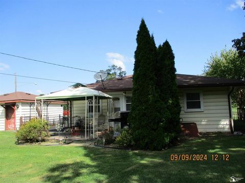 A home in South Rockwood Vlg