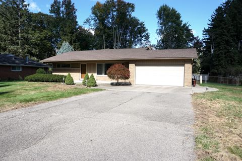 A home in Livonia