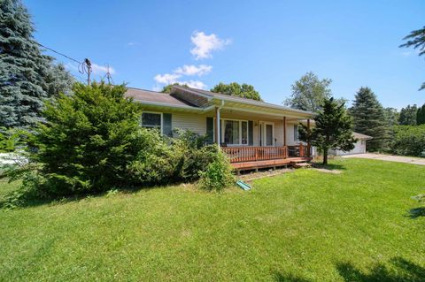 A home in Somerset Twp